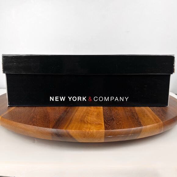 New York & Co Kate Flat Mule Snakeprint Ivory Womens Size 6.5 Flats Mules Shoes - Picture 16 of 16